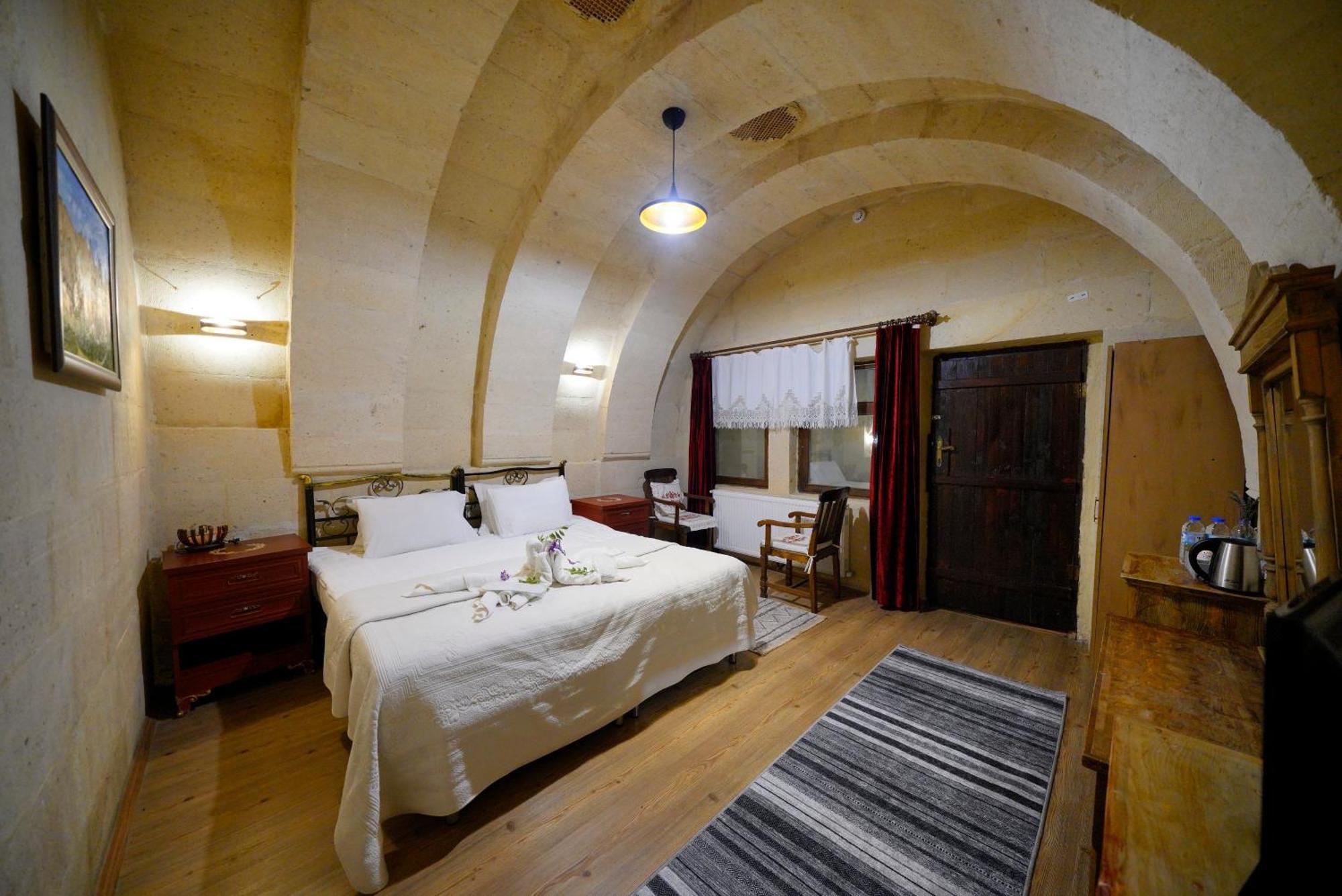 Готель Antik Cave House Урґюп Екстер'єр фото