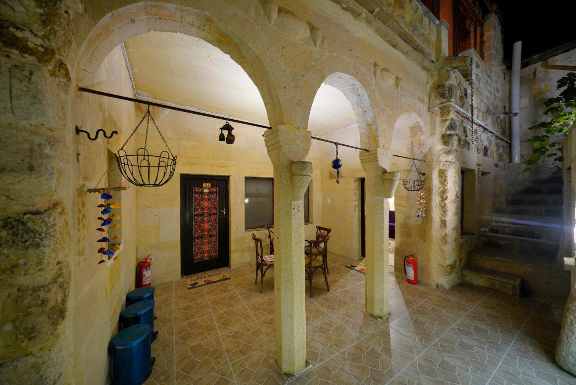 Готель Antik Cave House Урґюп Екстер'єр фото